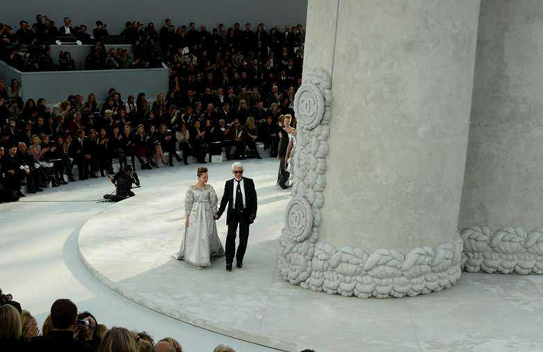 香奈兒（Chanel） Haute Couture發布會-舞美布景設計